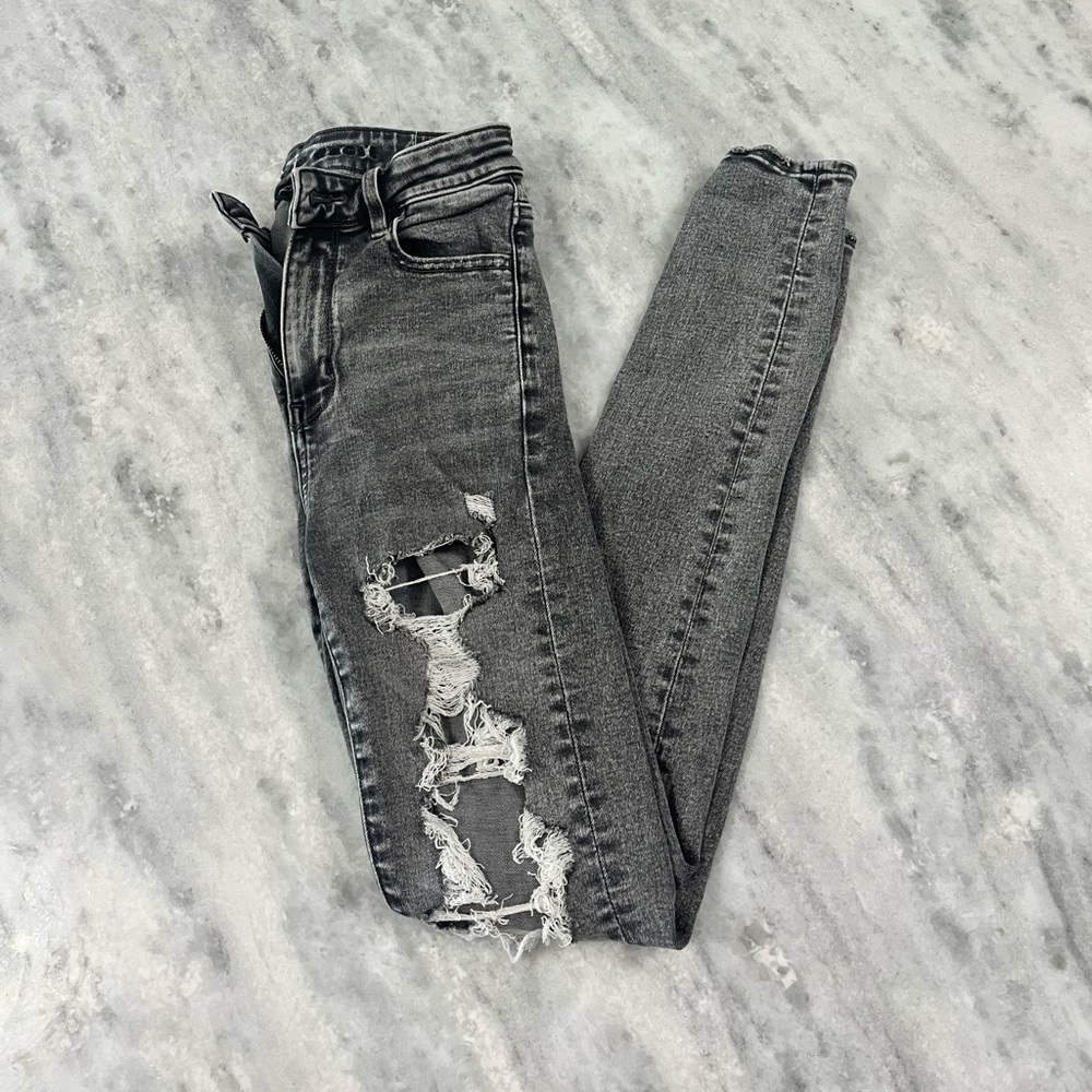 American Eagle ripped skinny jeans